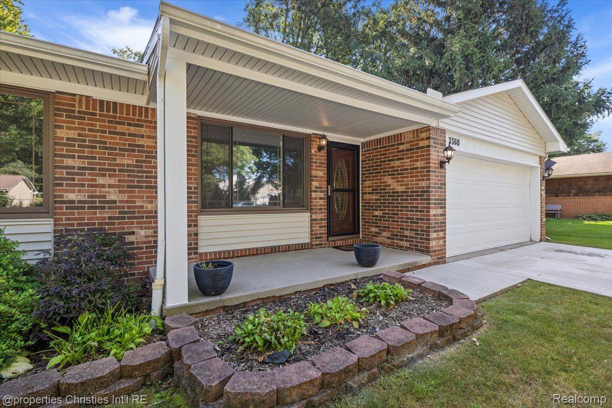 3360 Wolverine Drive