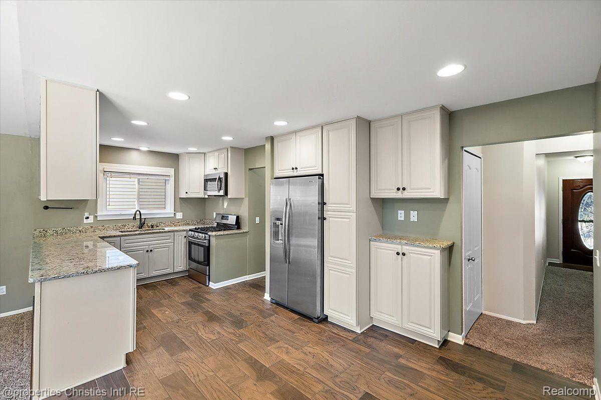 3360 Wolverine Drive