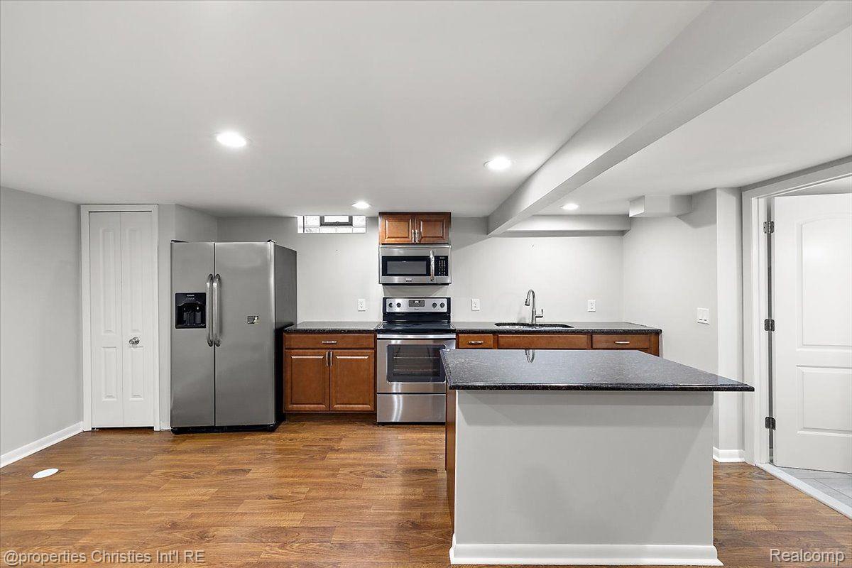 3360 Wolverine Drive