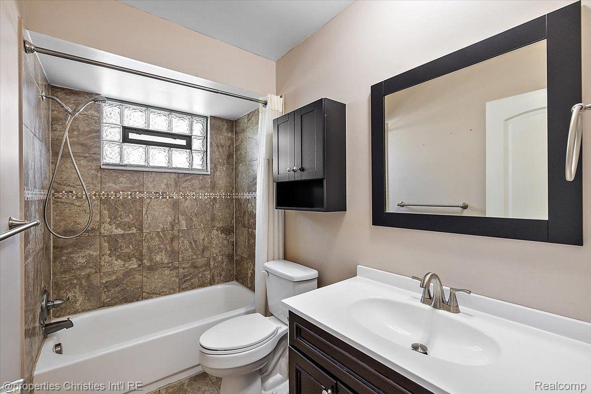 3360 Wolverine Drive