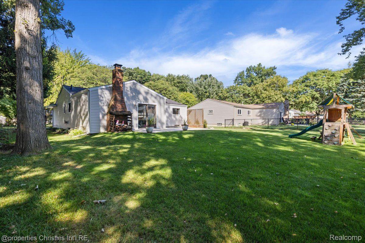 3360 Wolverine Drive