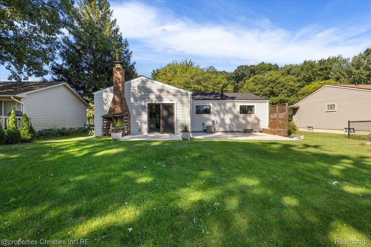 3360 Wolverine Drive