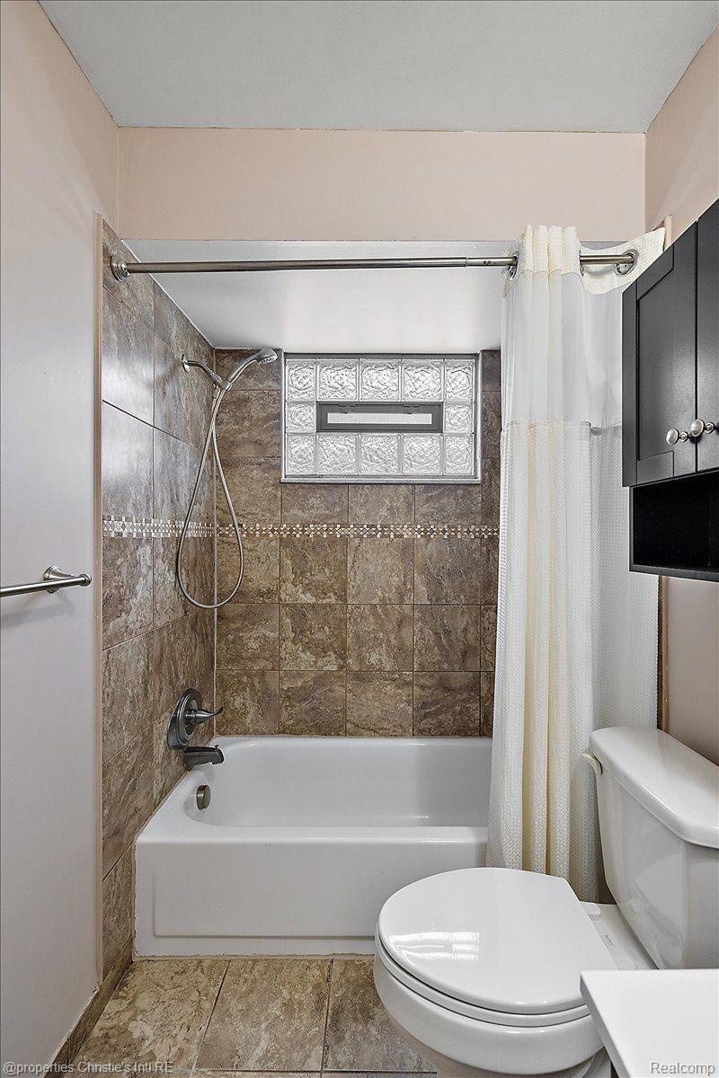 3360 WOLVERINE Drive