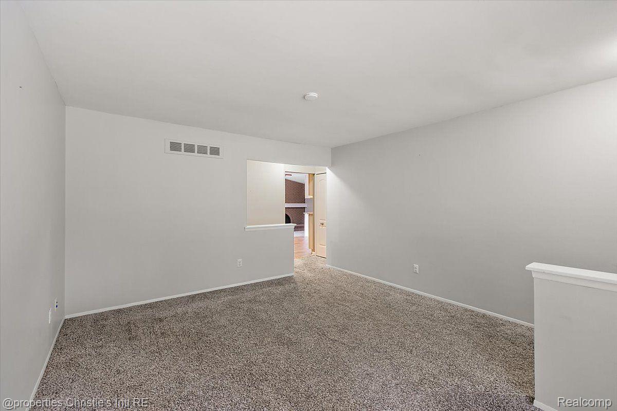 3360 WOLVERINE Drive