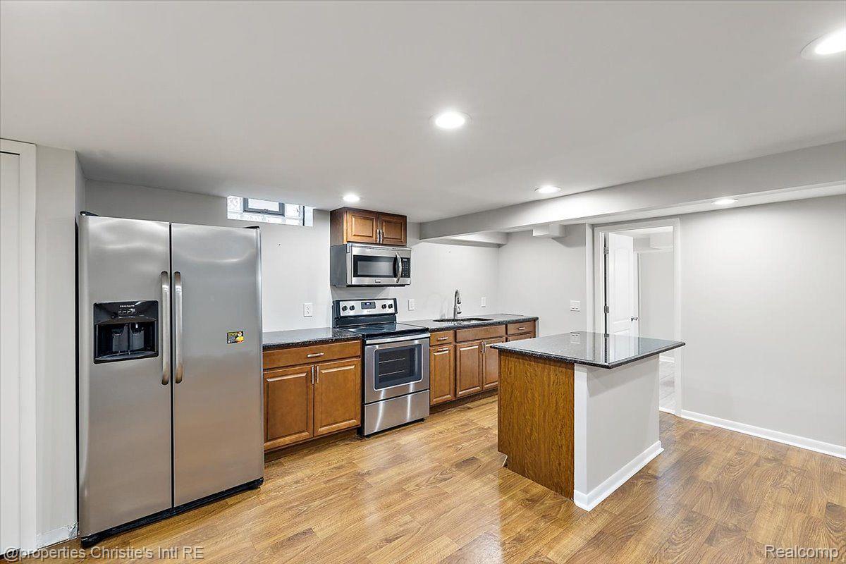 3360 WOLVERINE Drive