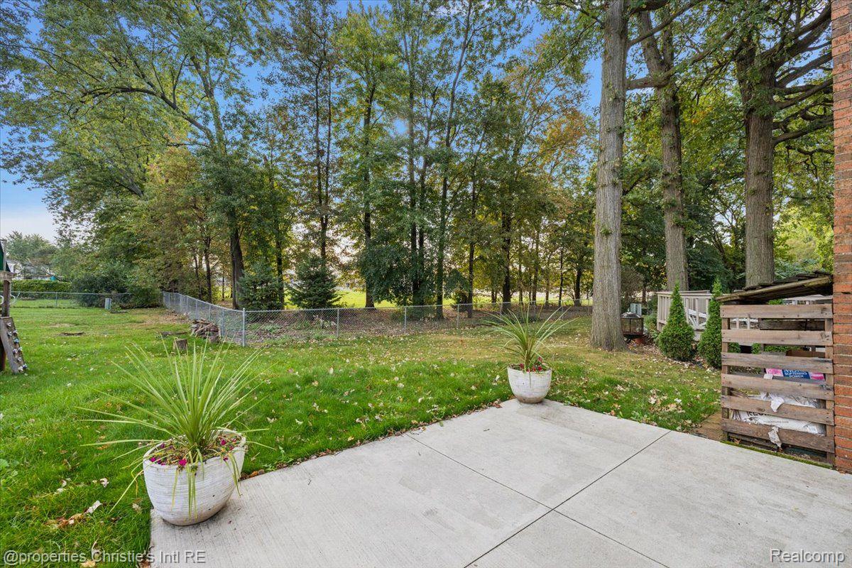 3360 WOLVERINE Drive