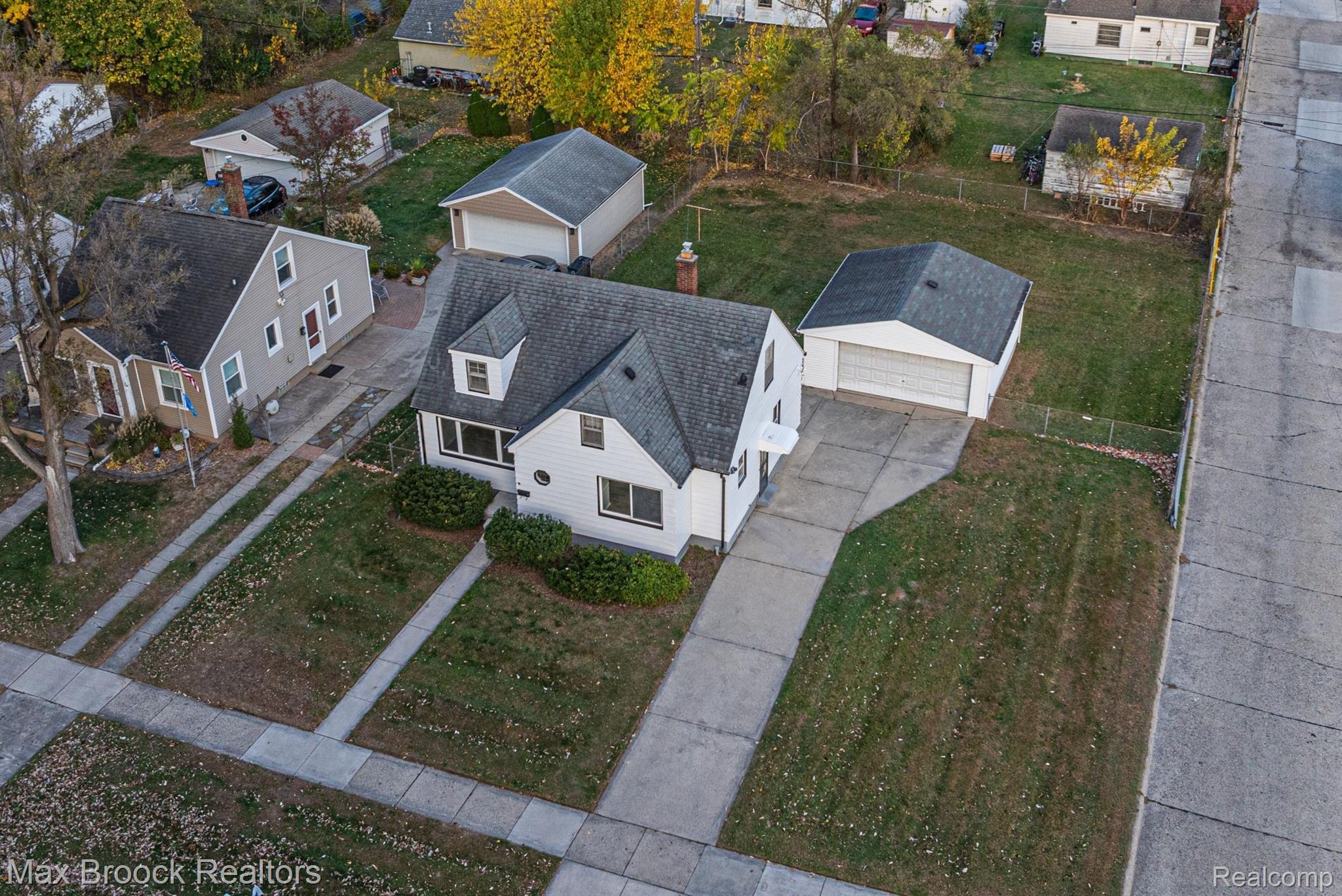 23050 RENSSELAER Street