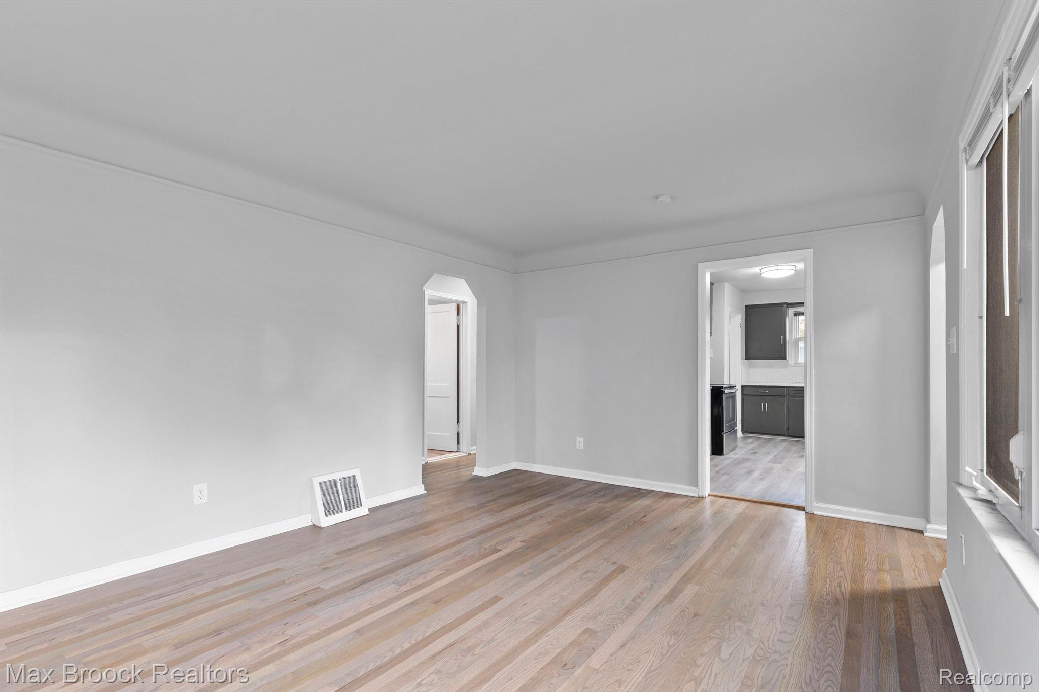 23050 RENSSELAER Street