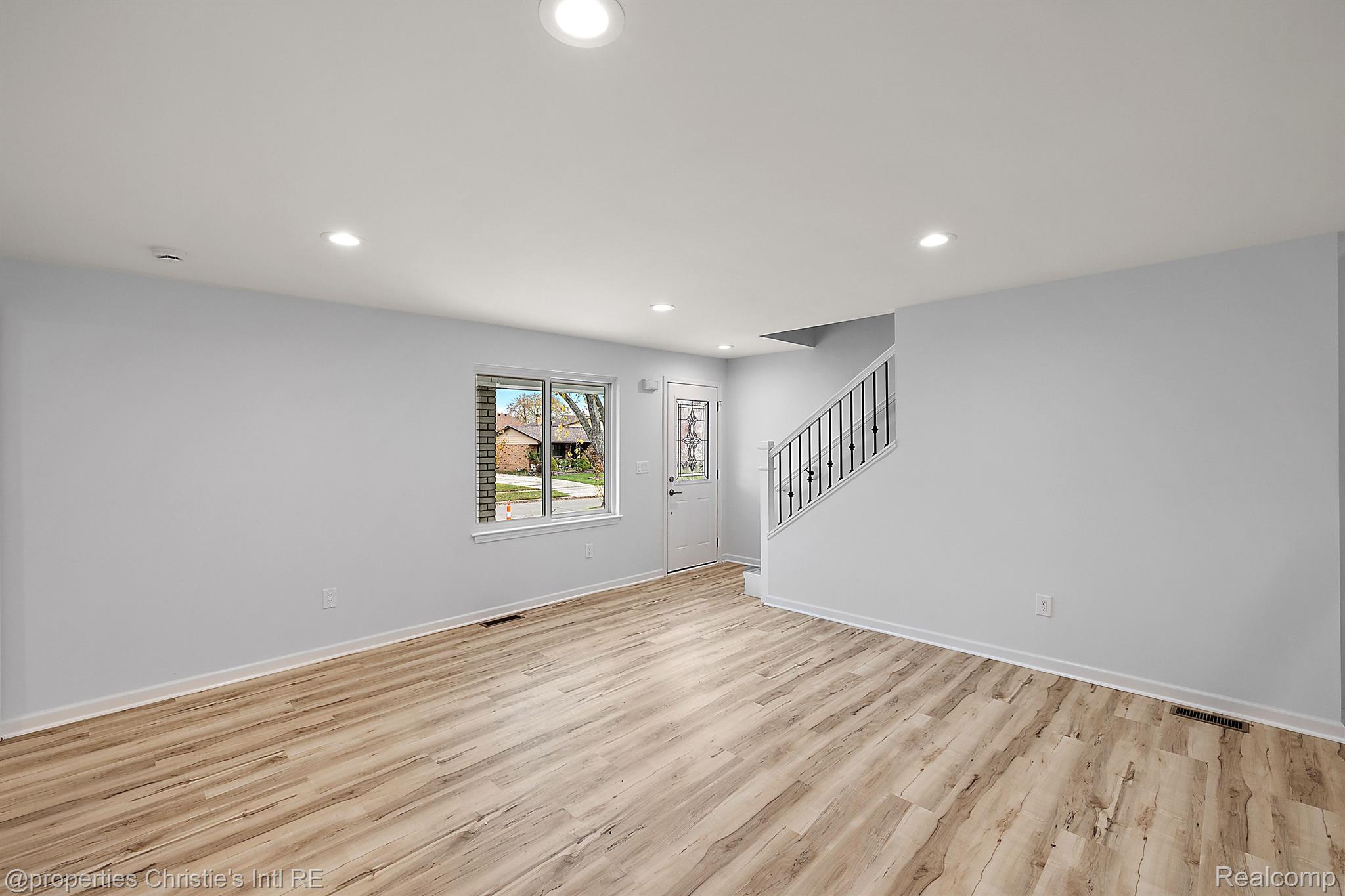 22352 SAINT GERTRUDE Street