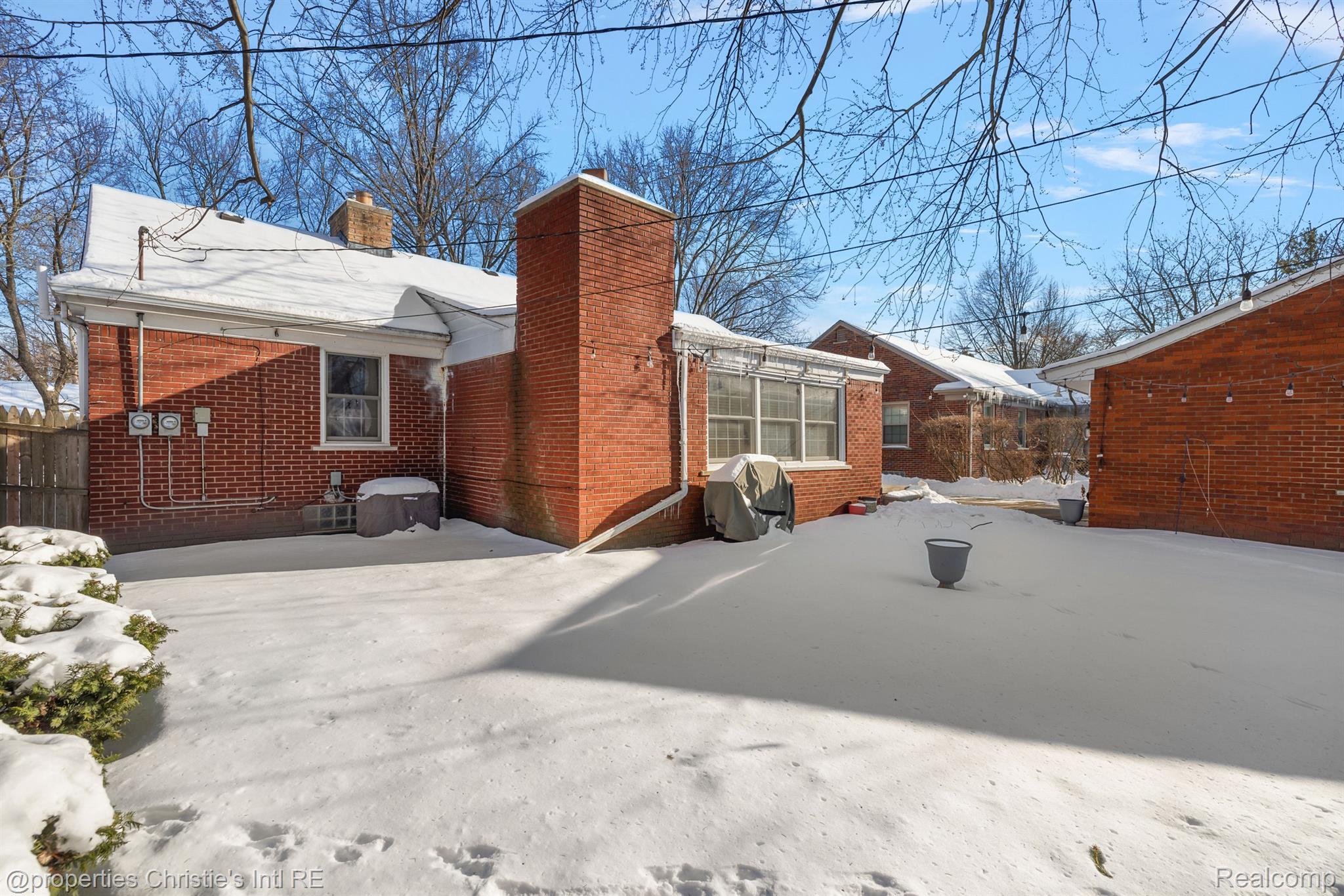 459 BOURNEMOUTH Circle