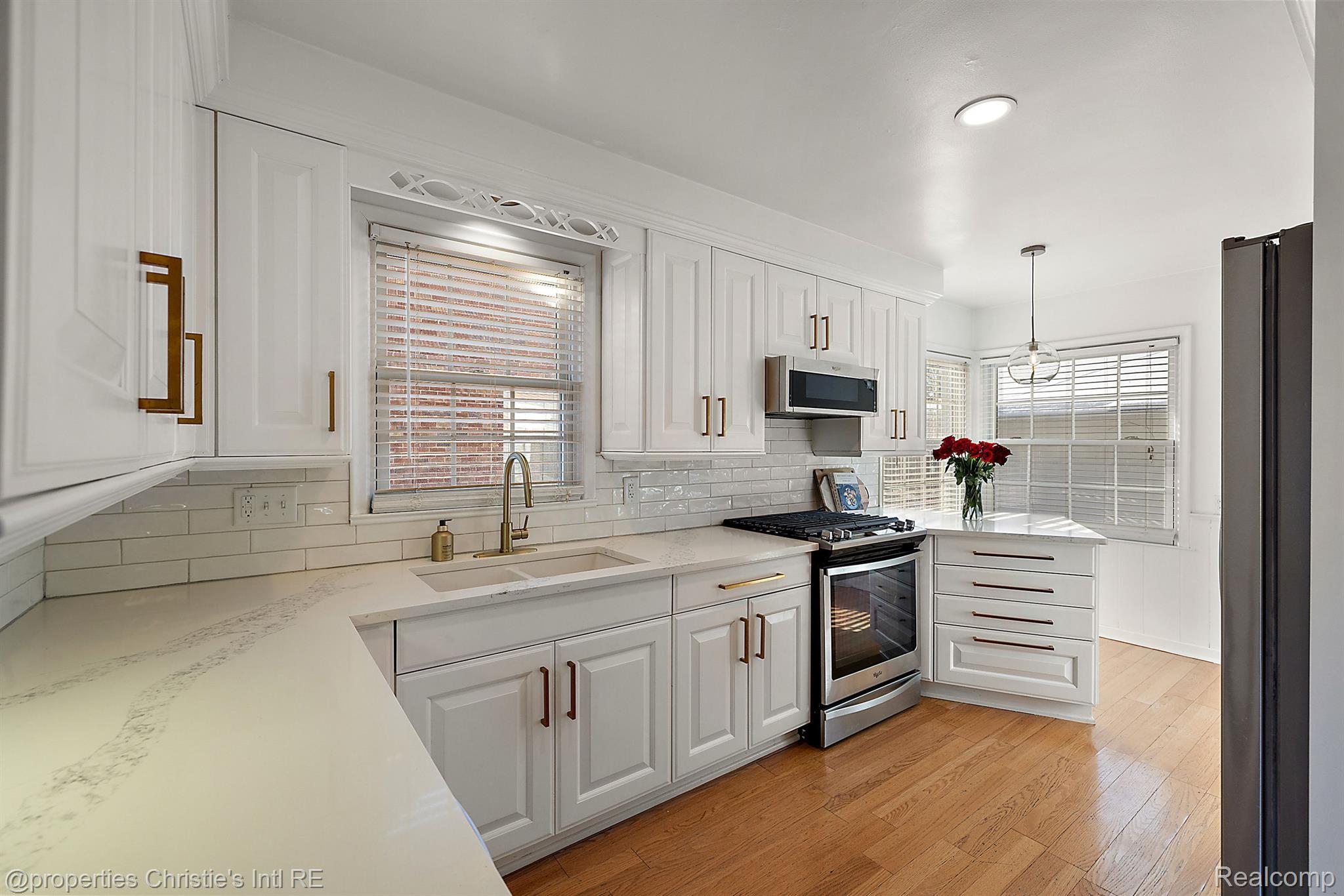 459 BOURNEMOUTH Circle