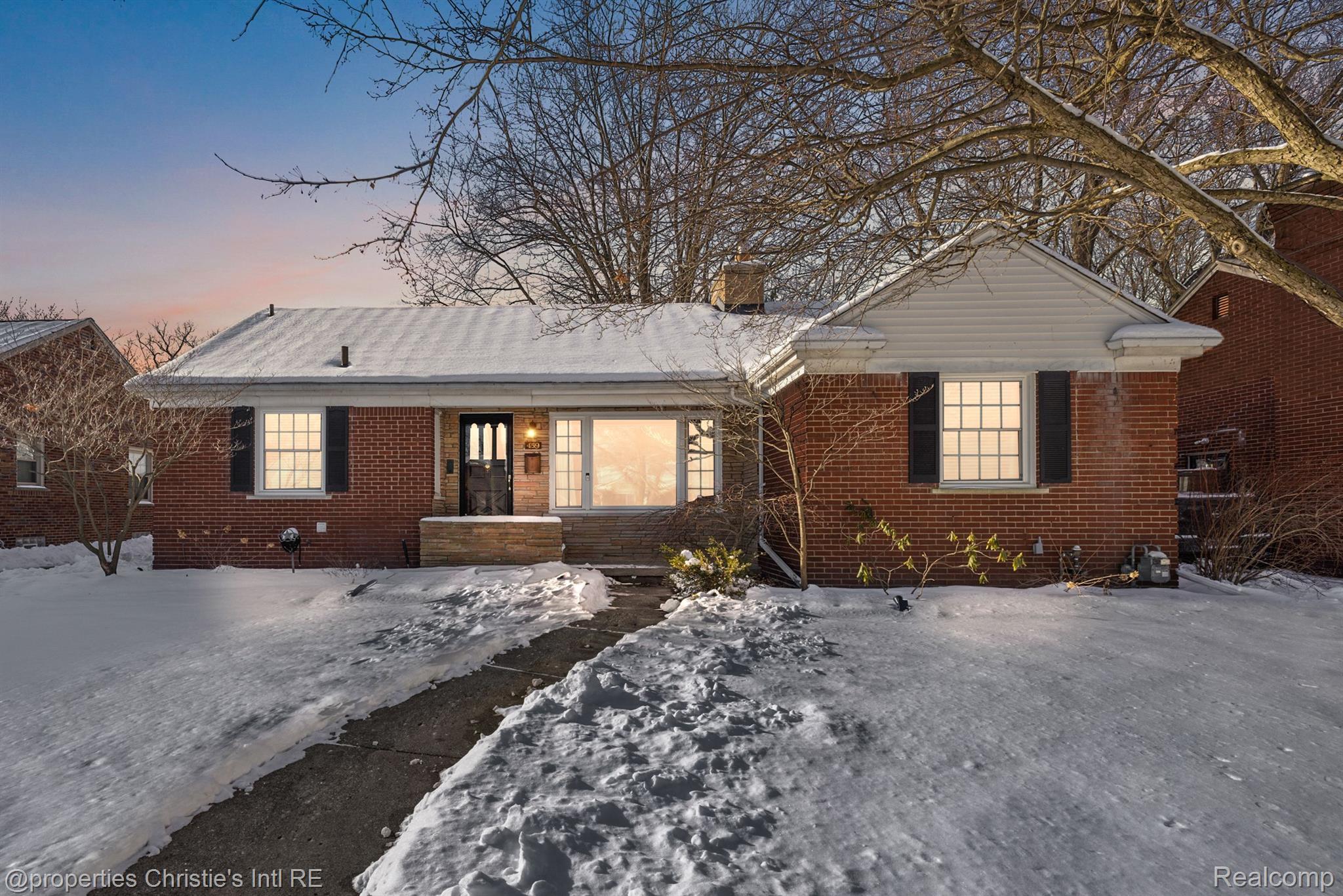 459 BOURNEMOUTH Circle
