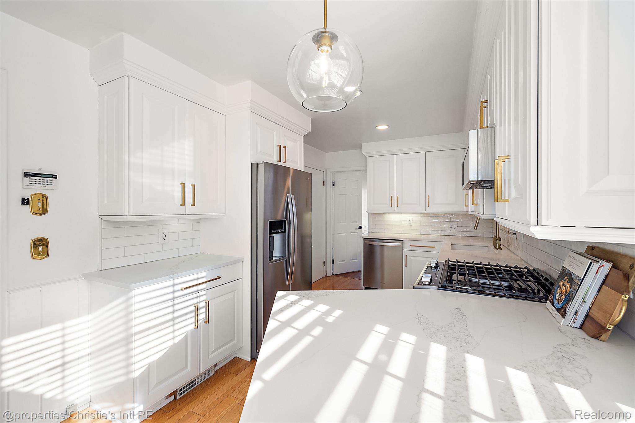 459 BOURNEMOUTH Circle