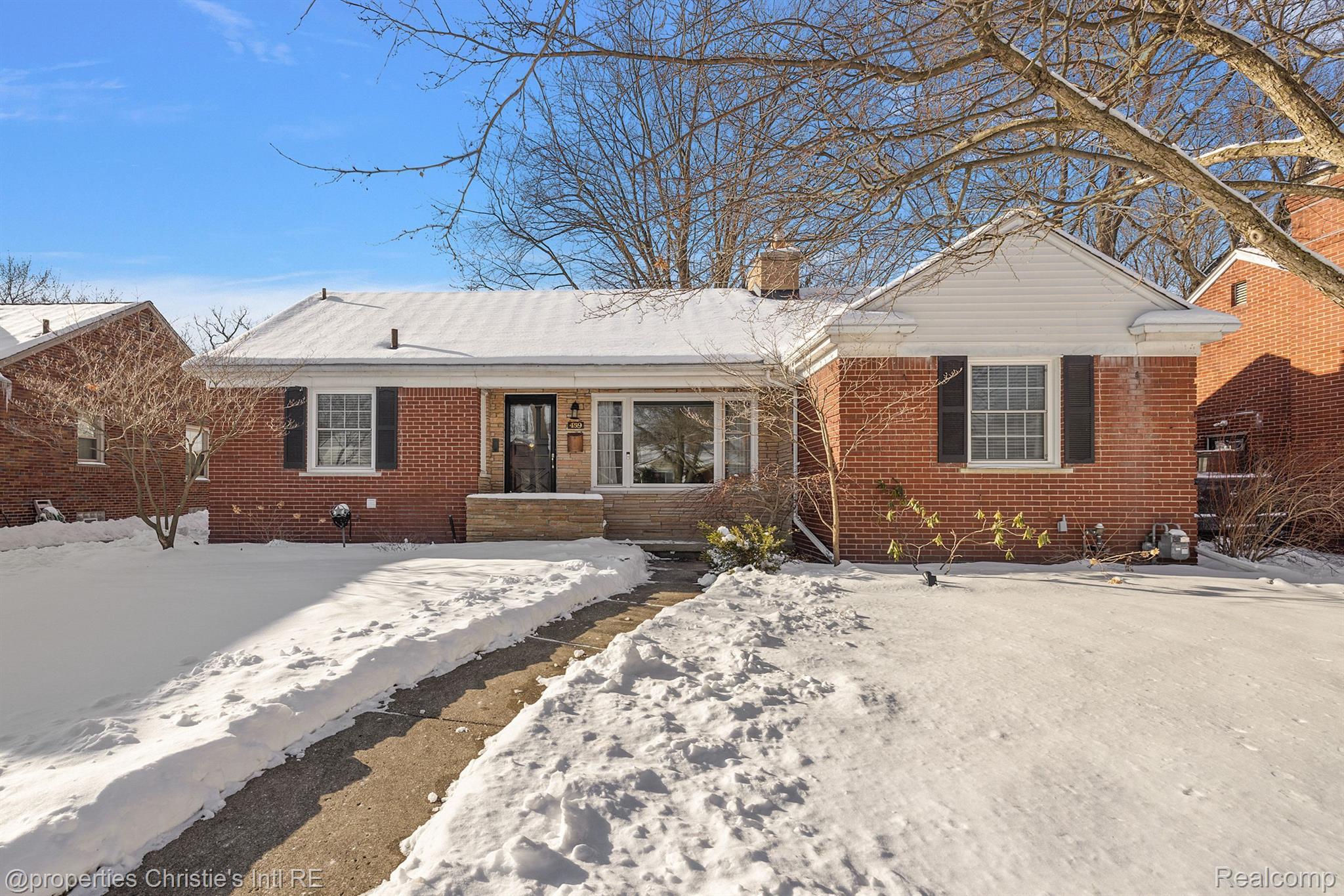 459 BOURNEMOUTH Circle