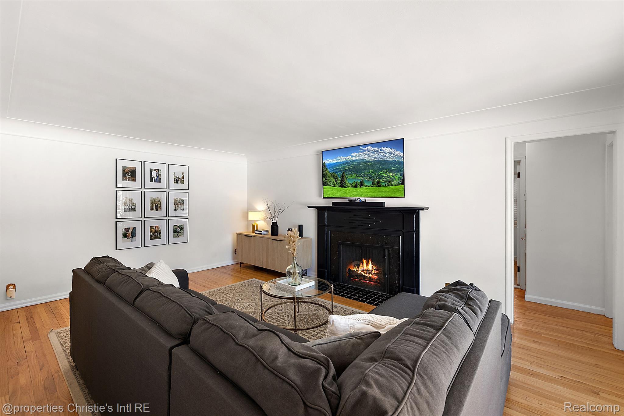 459 BOURNEMOUTH Circle