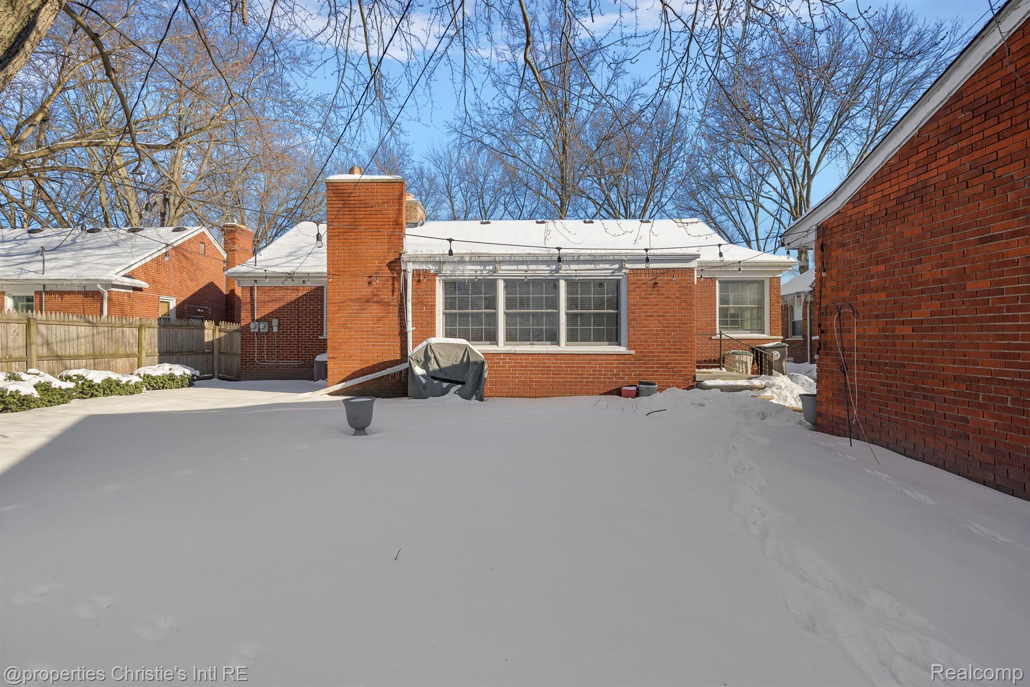459 BOURNEMOUTH Circle