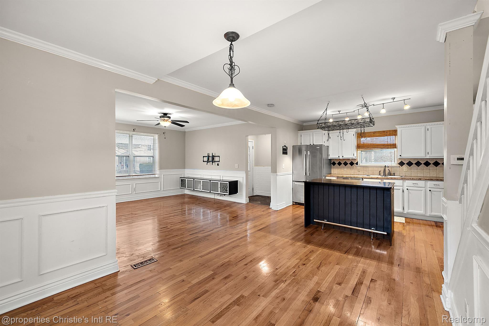 12 MADISON Avenue