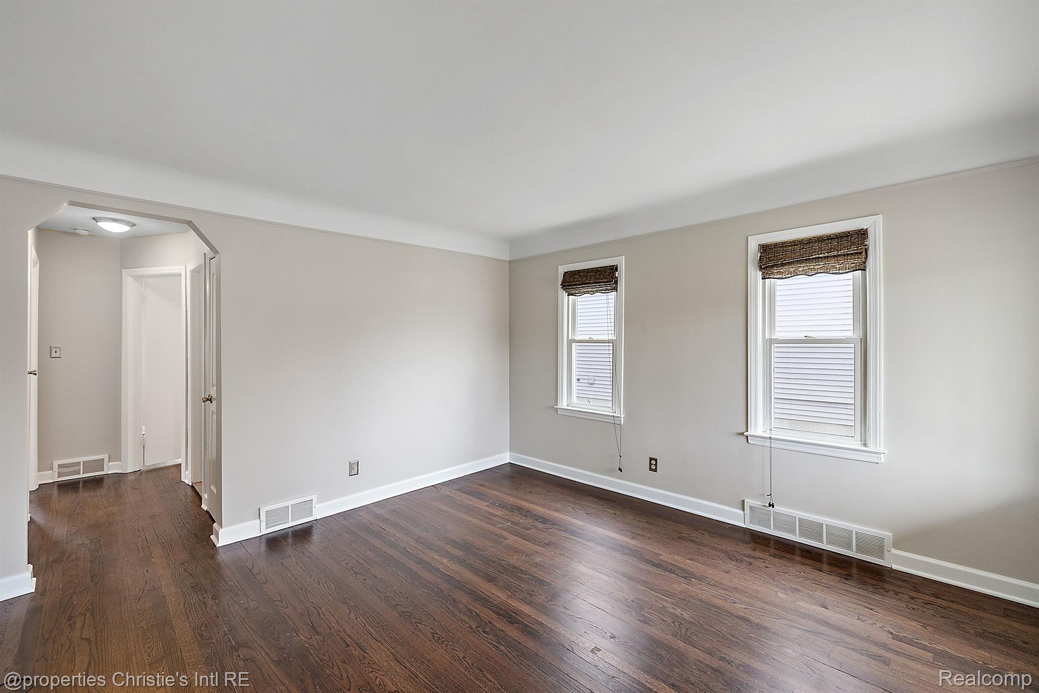 3047 CUMMINGS Avenue