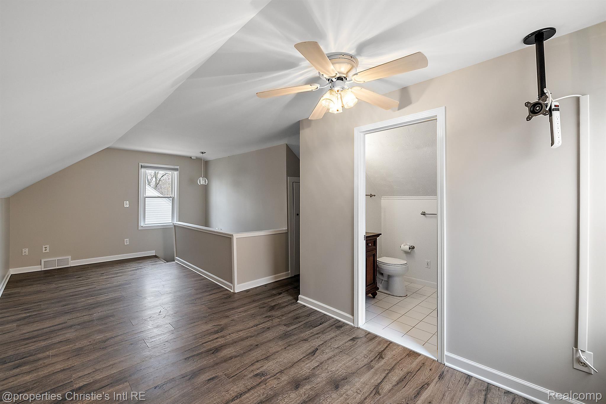 3047 CUMMINGS Avenue