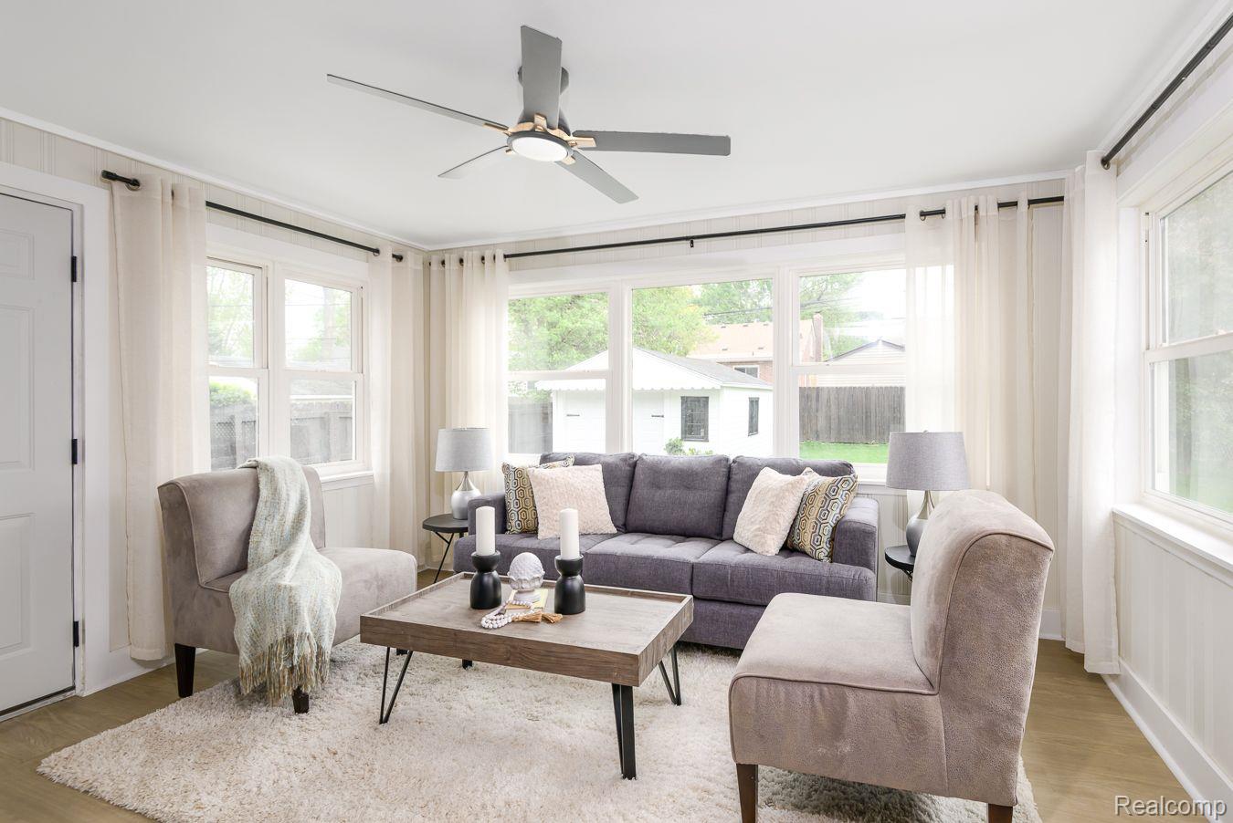 4513 Robinwood Avenue