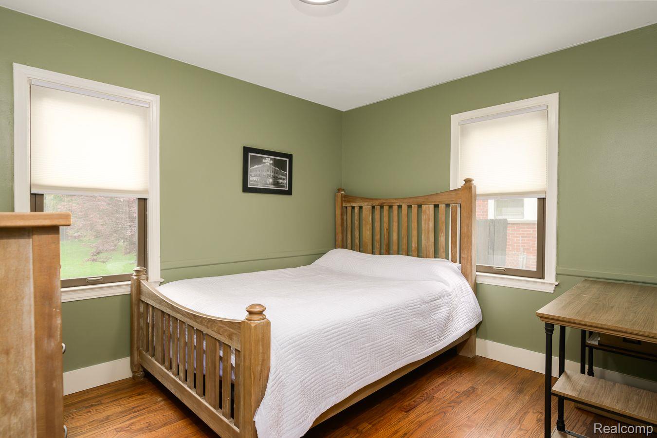 4513 Robinwood Avenue