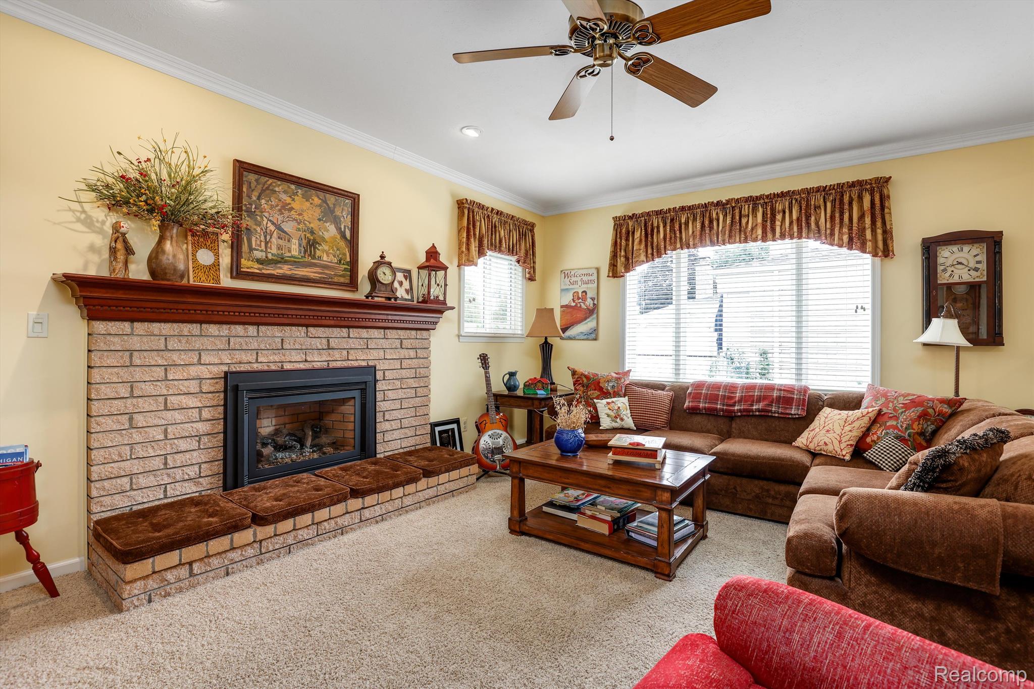 22540 DEVONSHIRE Street