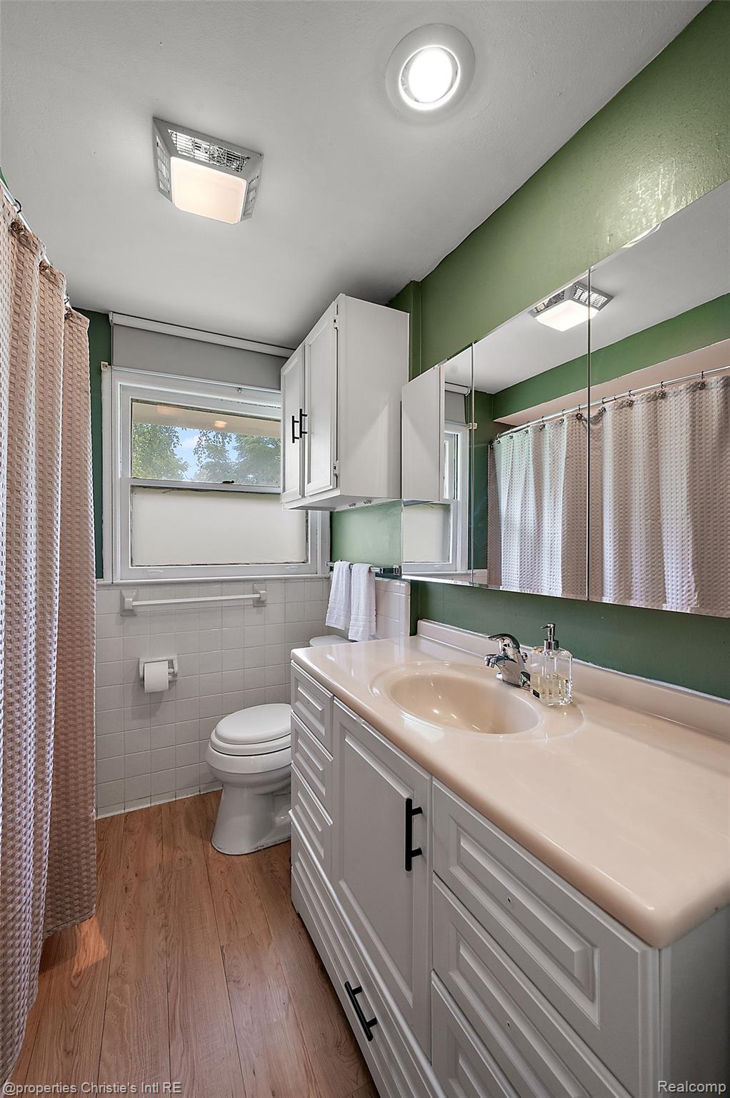 29447 Spring Hill Drive