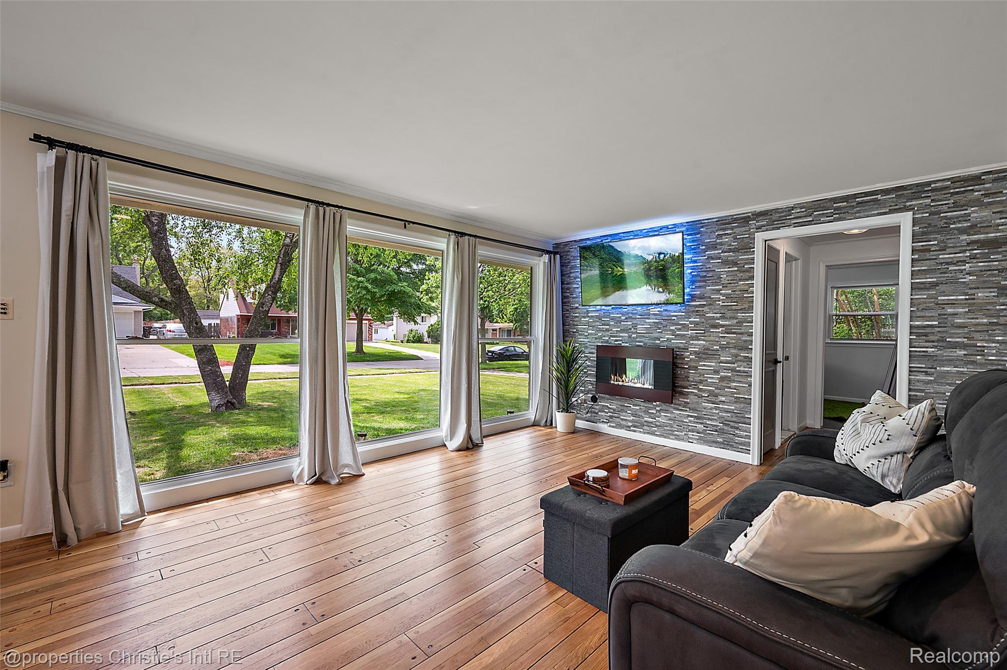 29447 Spring Hill Drive