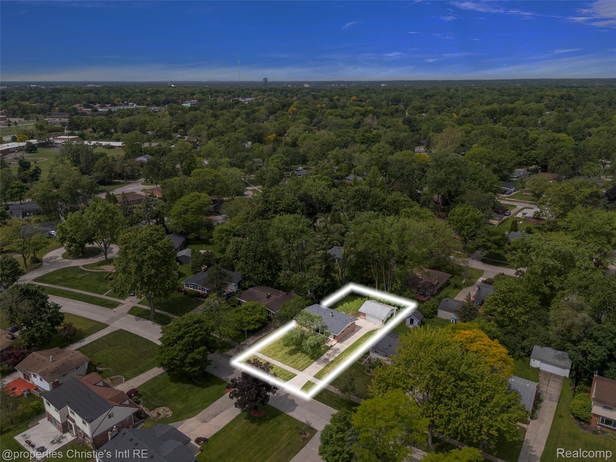 29447 Spring Hill Drive