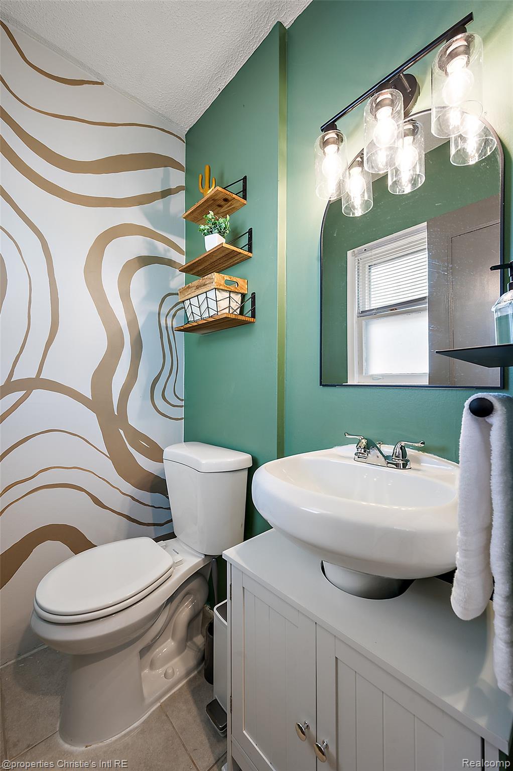 29447 Spring Hill Drive