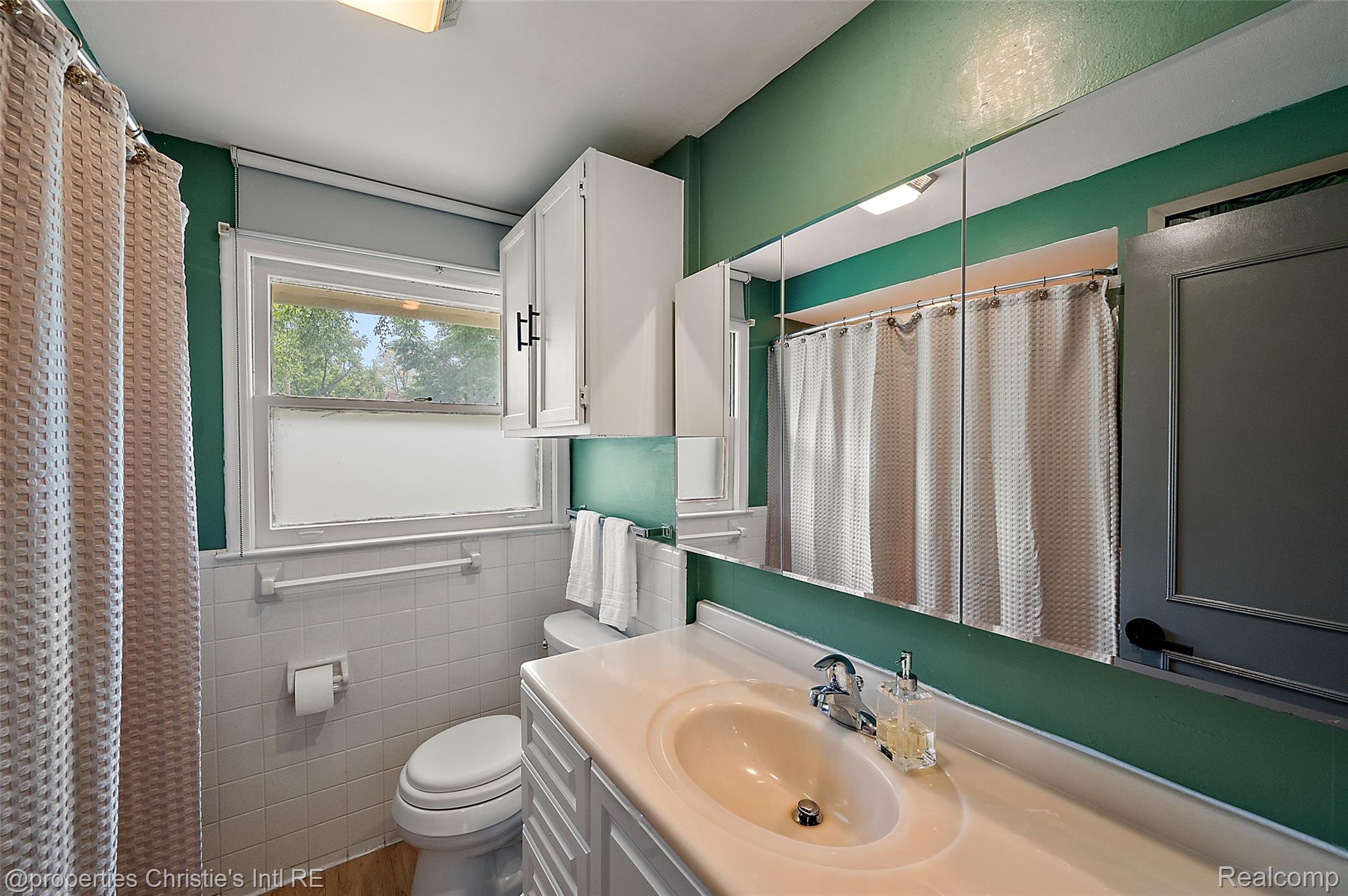 29447 Spring Hill Drive