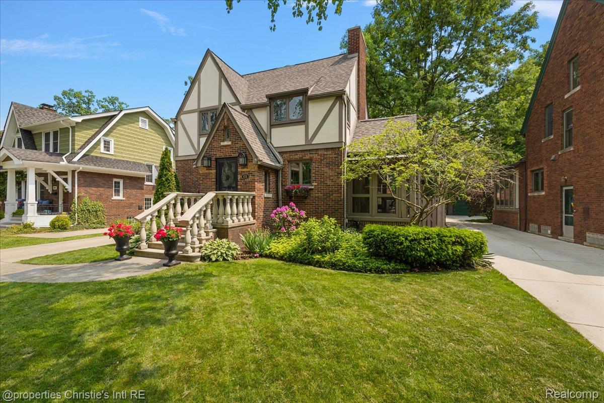 676 Washington Road