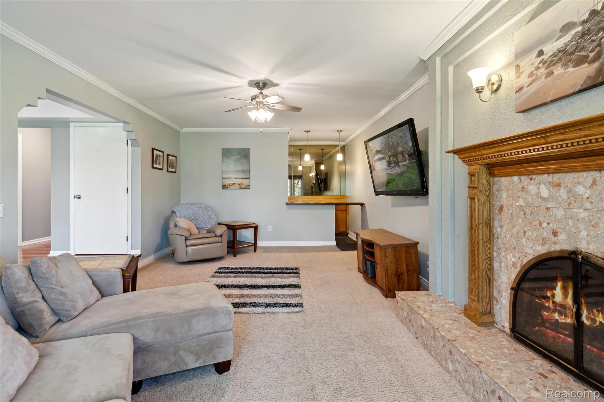 6746 EDGEWOOD Road