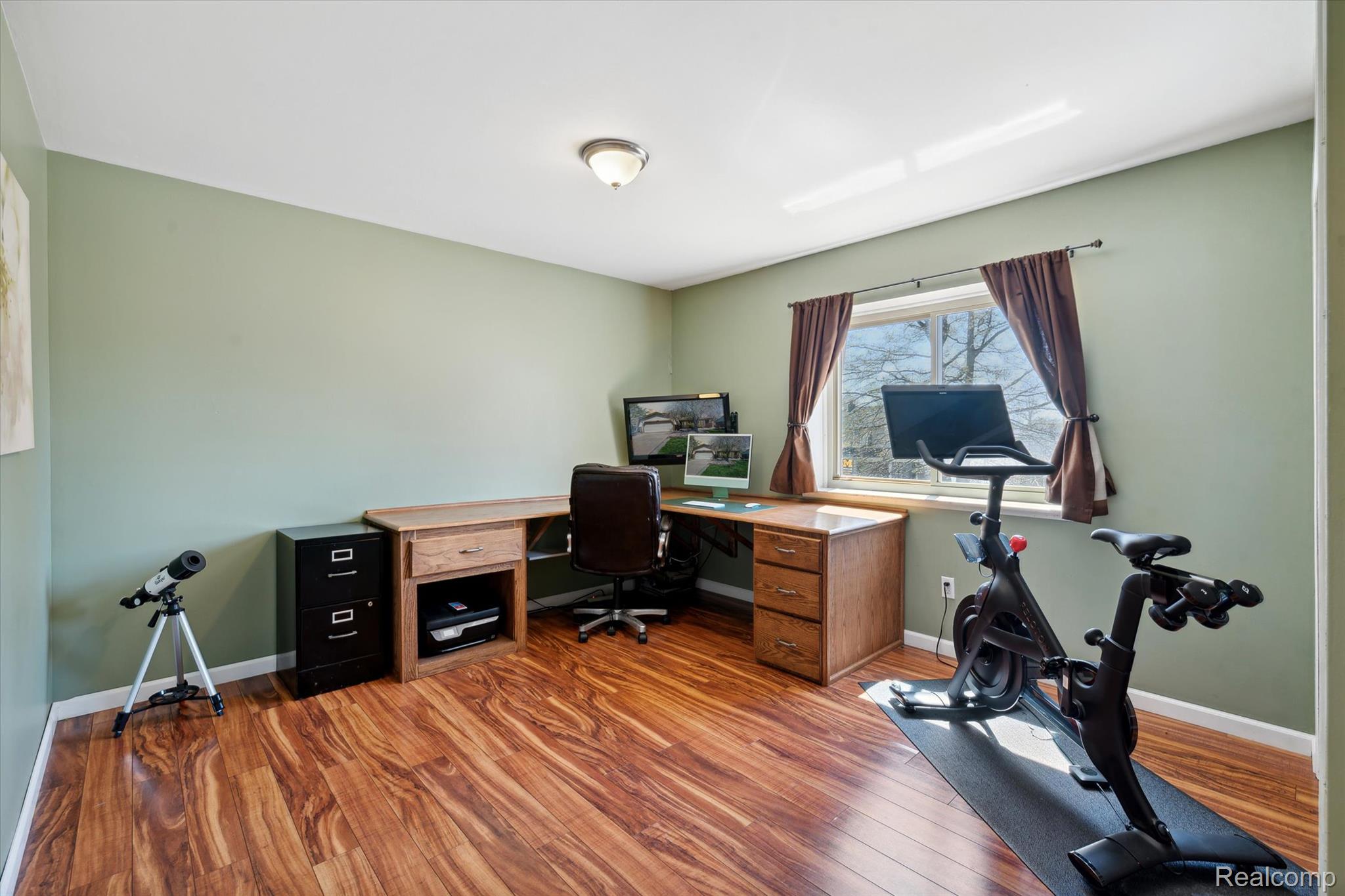 6746 EDGEWOOD Road