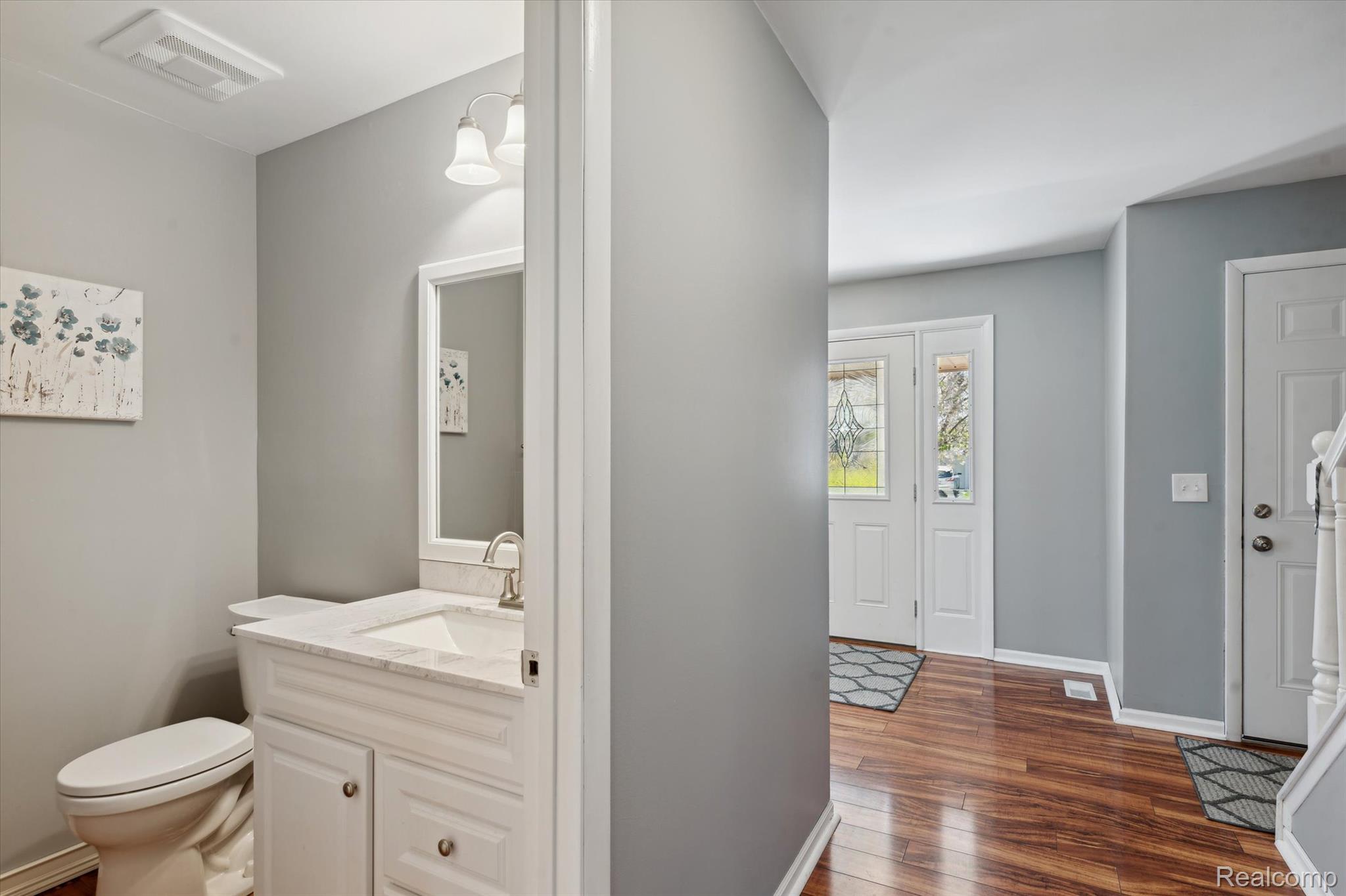 6746 EDGEWOOD Road