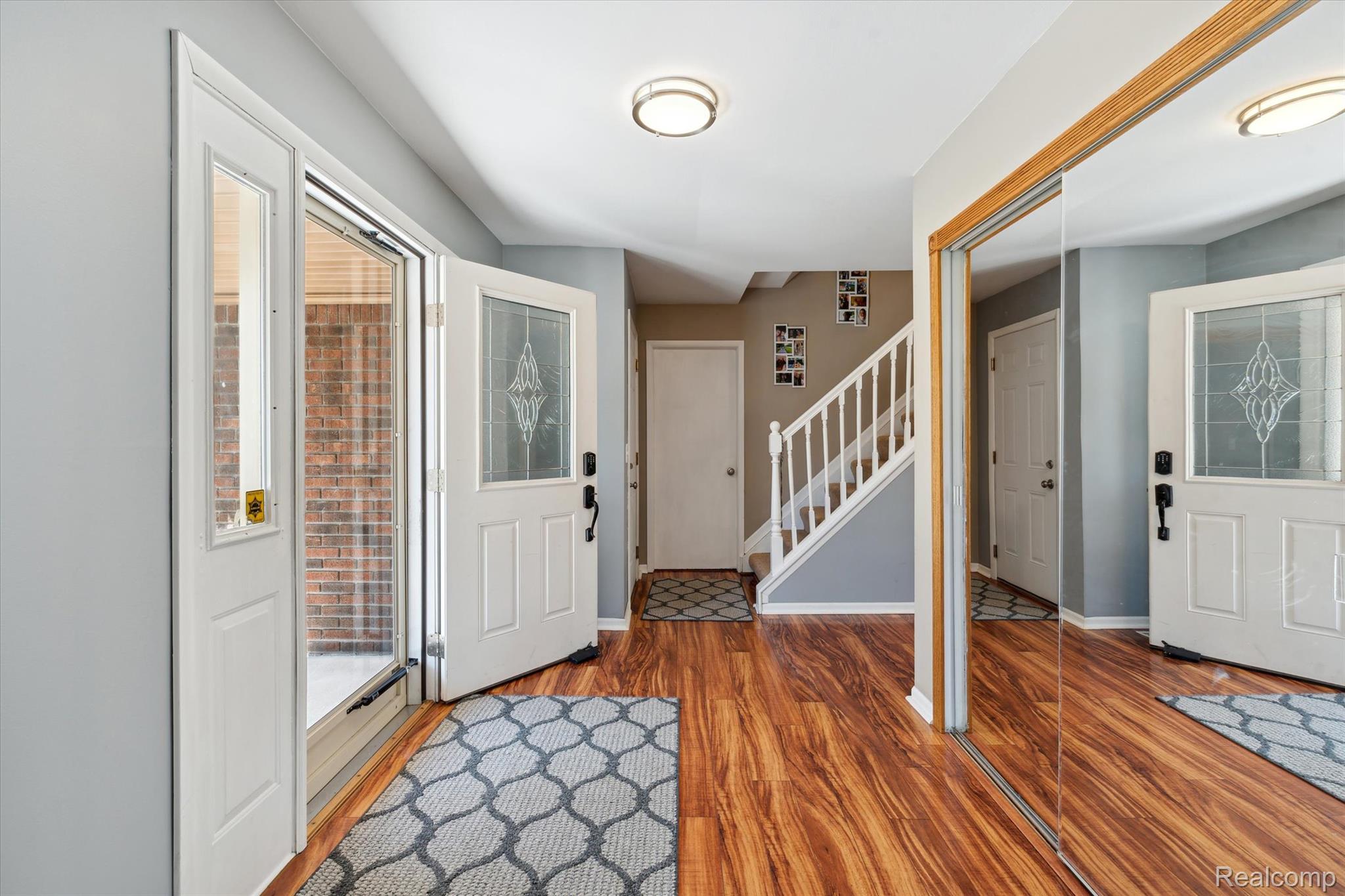 6746 EDGEWOOD Road