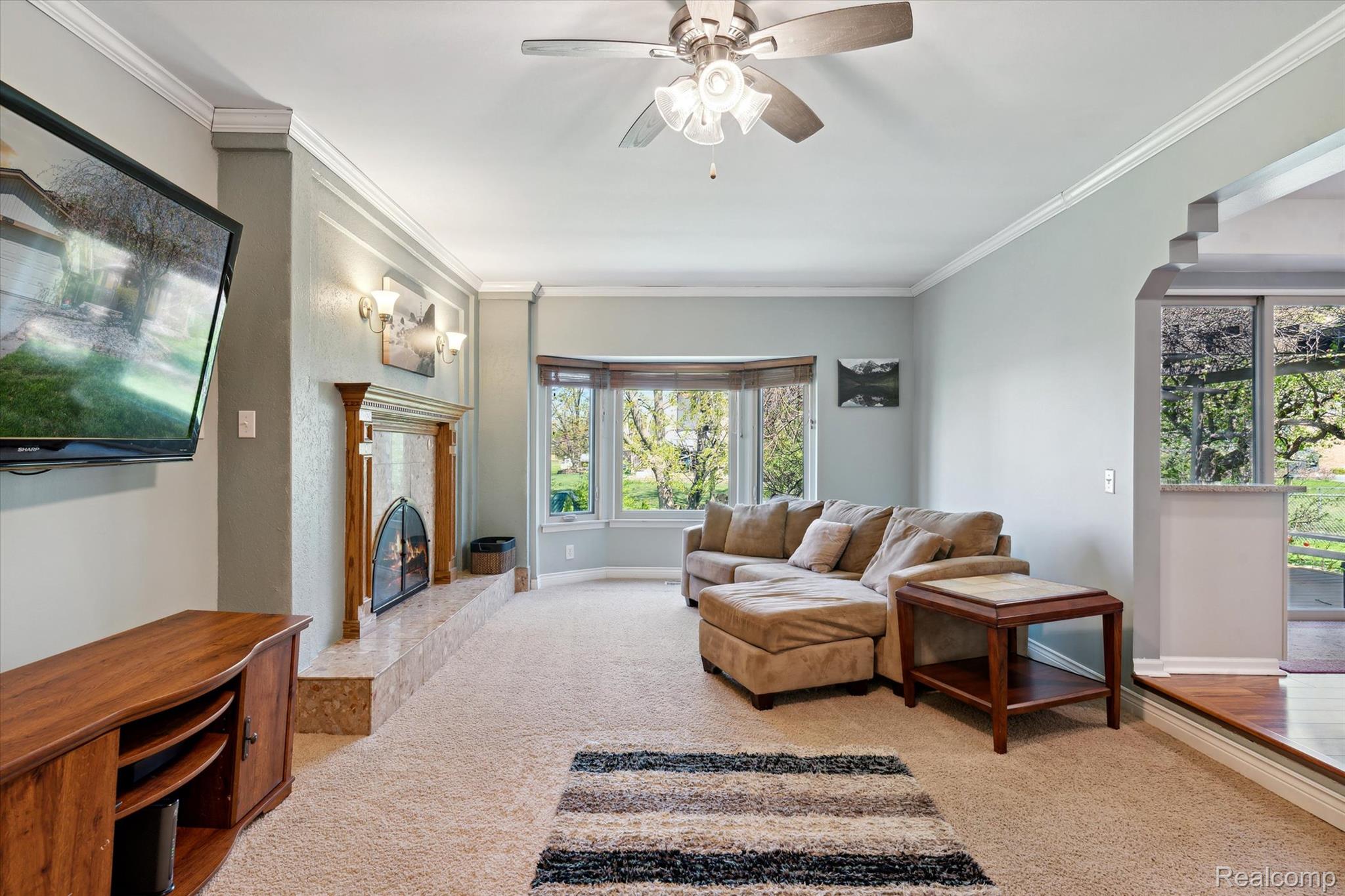 6746 EDGEWOOD Road
