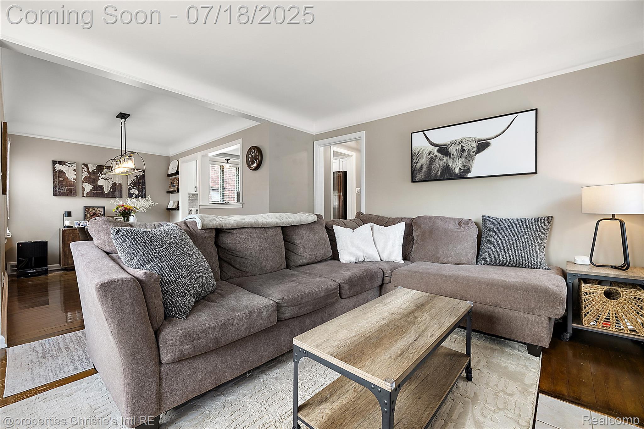1816 Roslyn Road