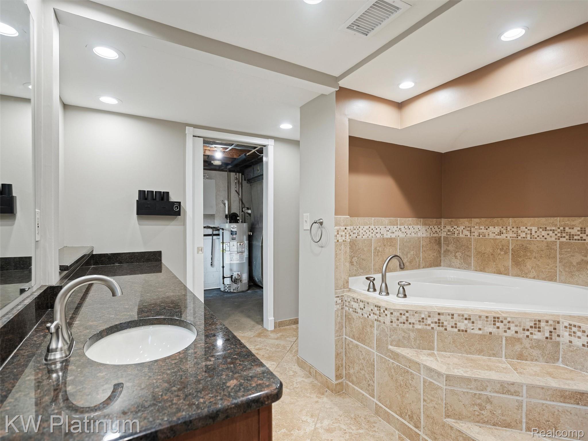 33572 Roselawn Street