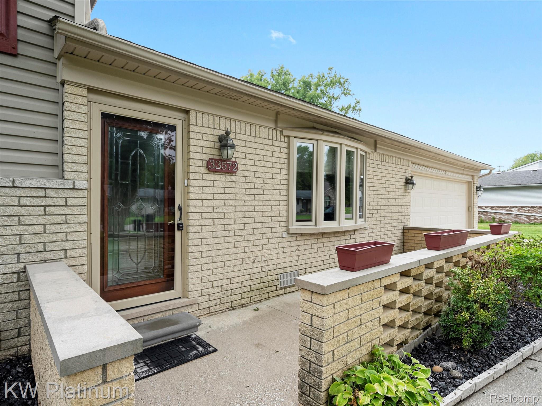 33572 Roselawn Street