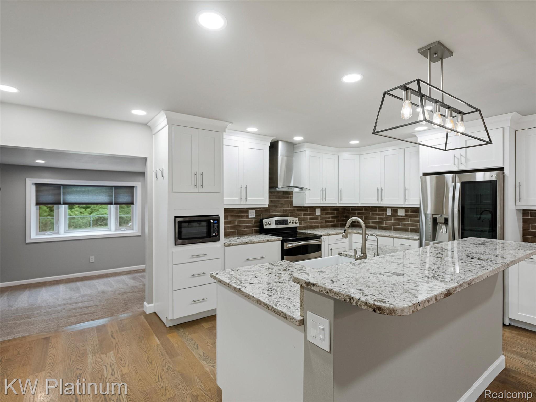 33572 Roselawn Street