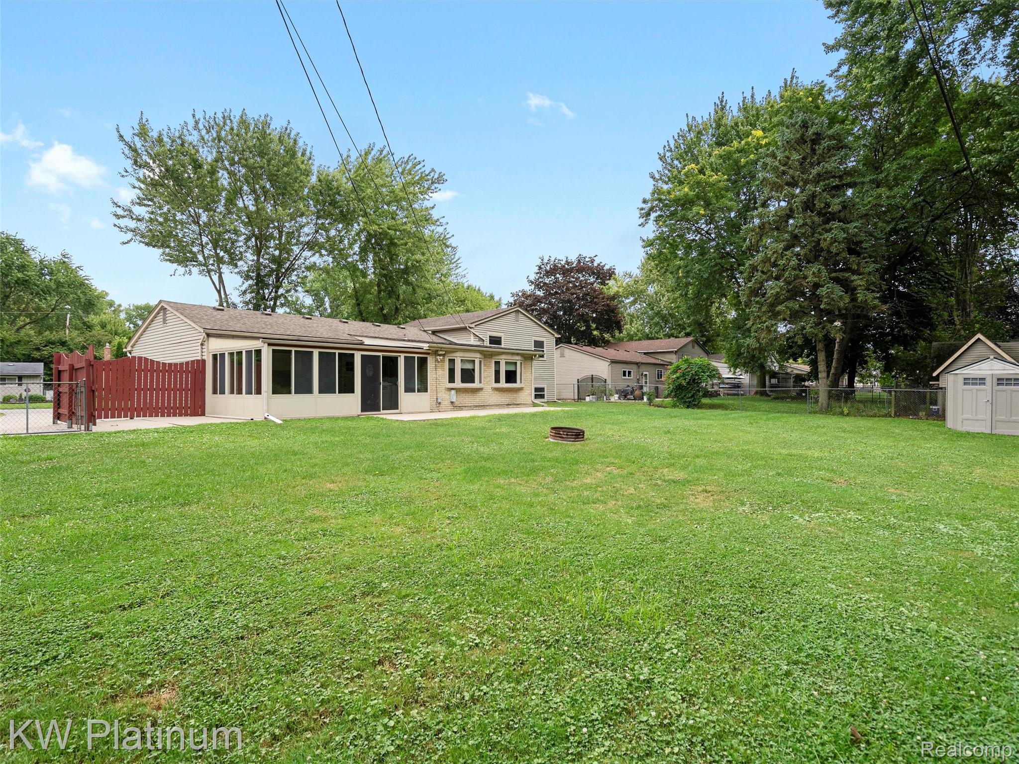 33572 Roselawn Street