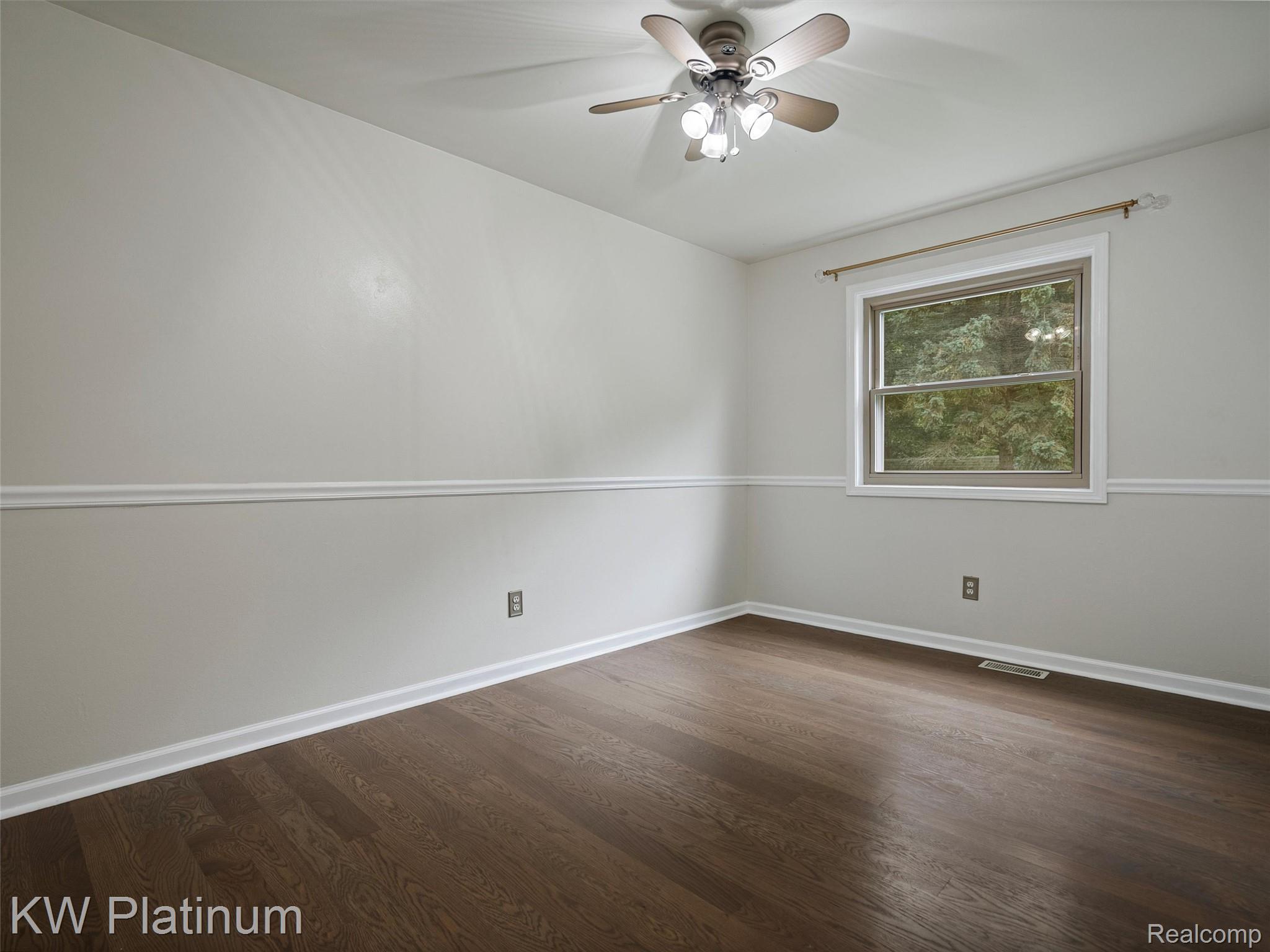 33572 Roselawn Street