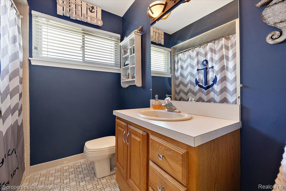 21330 Timberidge Street