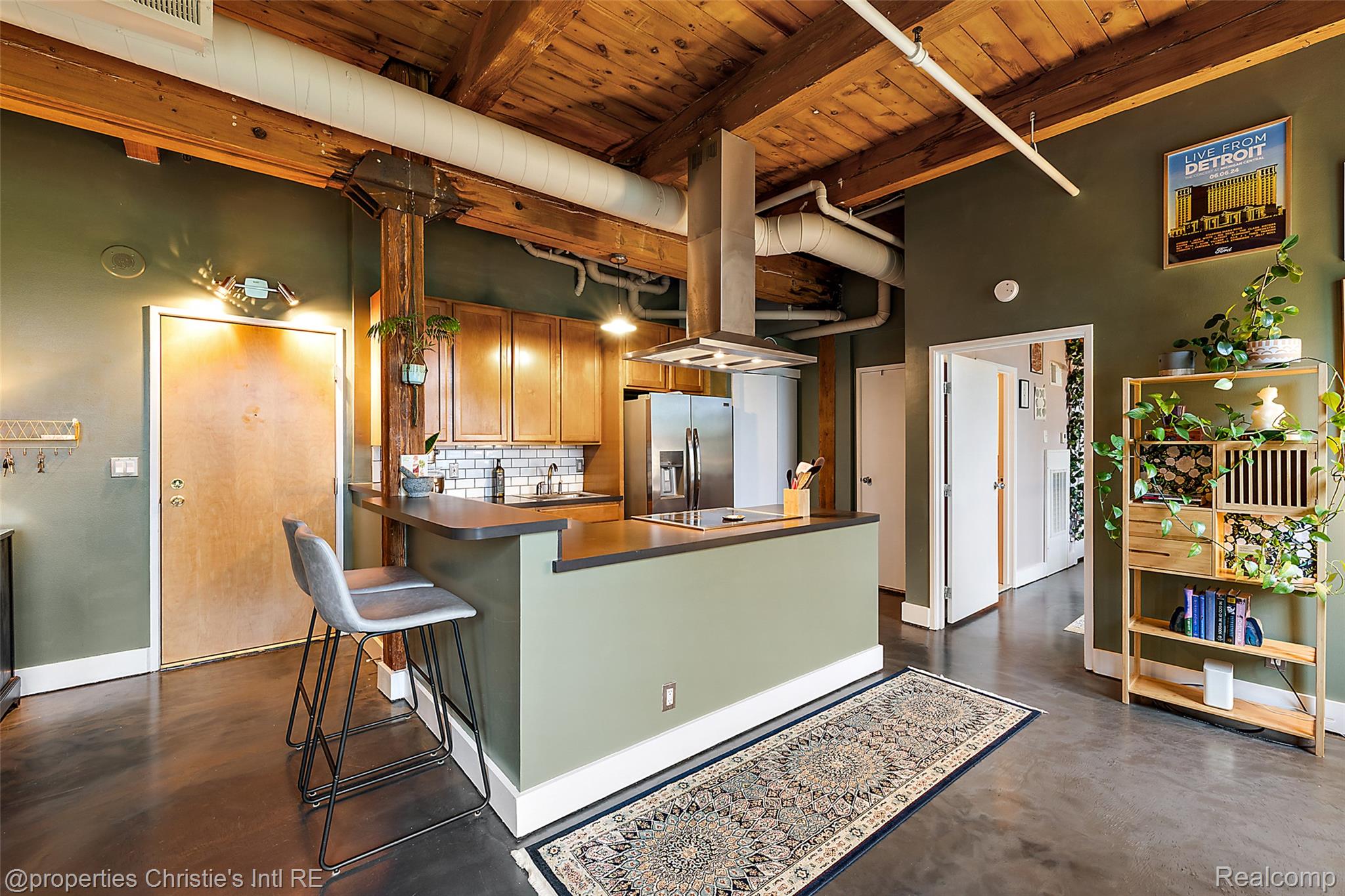 6533 E Jefferson Avenue 312W