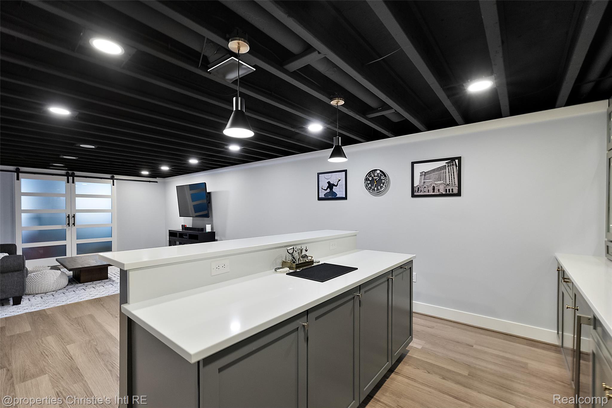 1202 N Pine Street