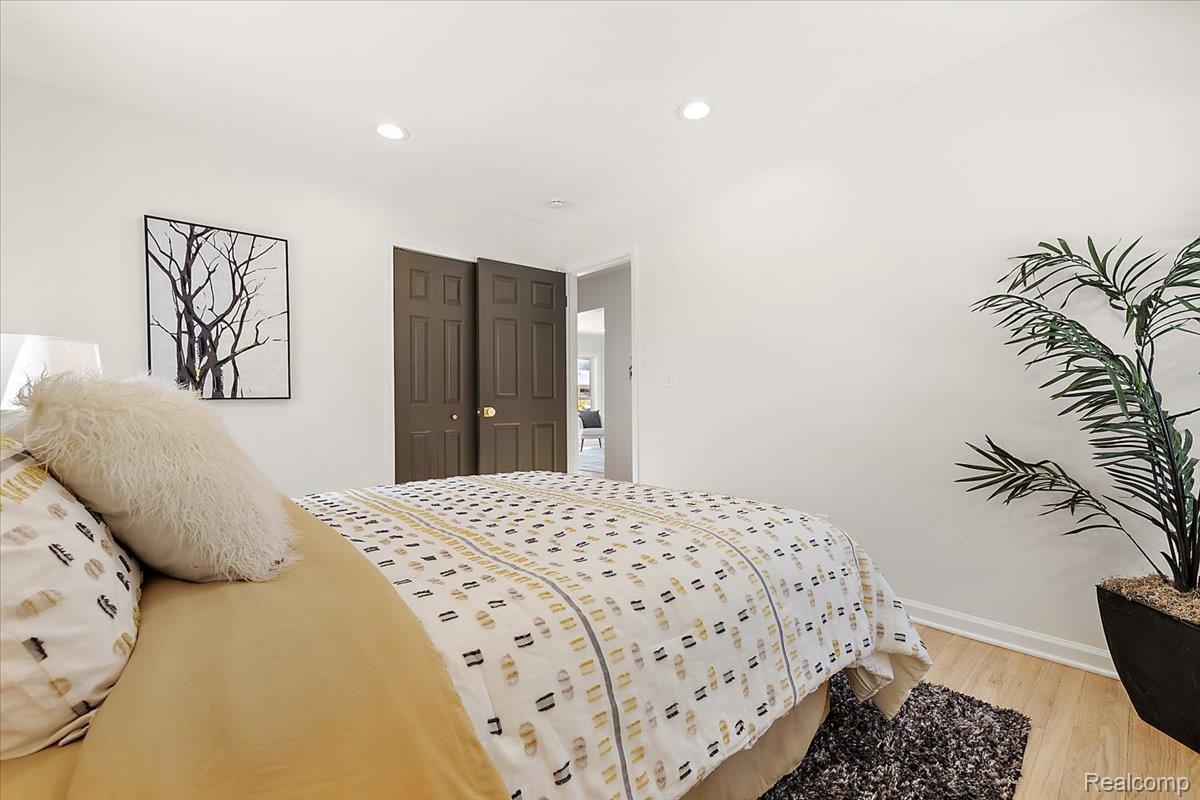 31060 E Rutland Street