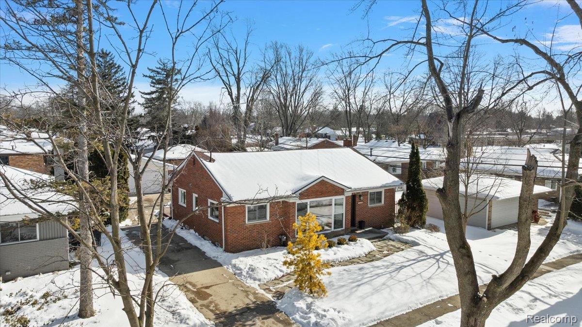 31060 E Rutland Street