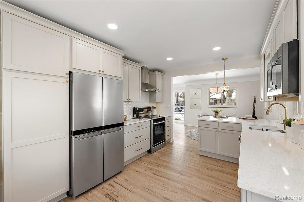 31060 E Rutland Street