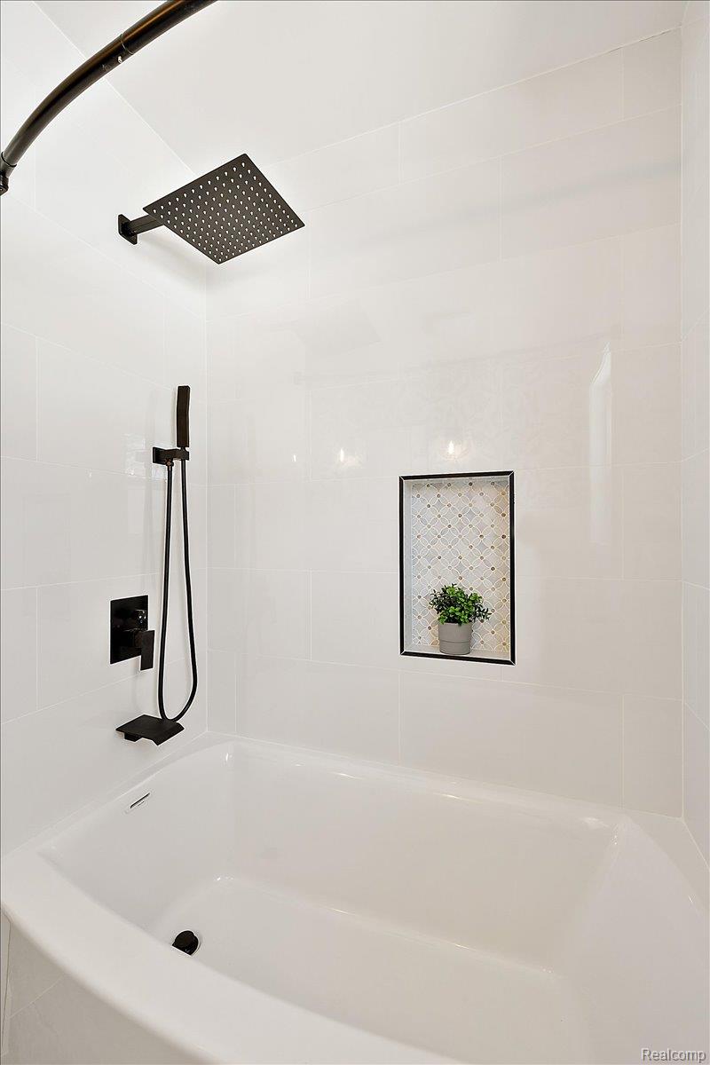 31060 E Rutland Street